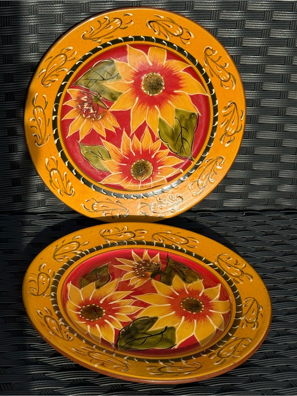 New Pier 1 Hand-Painted Sunflower 8” desert salad Plates - Yellow, Red, Green